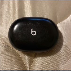 Beats Studio Buds